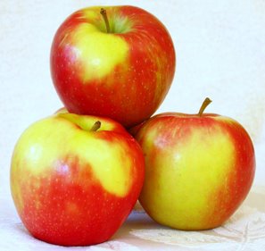 Honeycrisp Apples