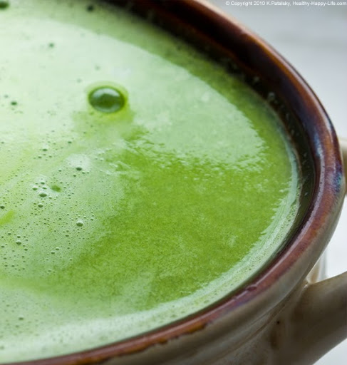 green-ginger-celery-juice-8.jpg