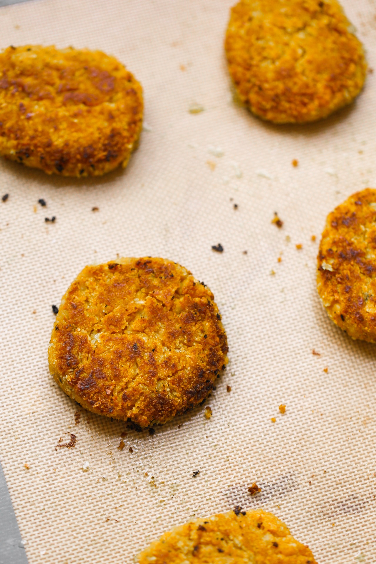 toasty pumpkin chickpea fritters