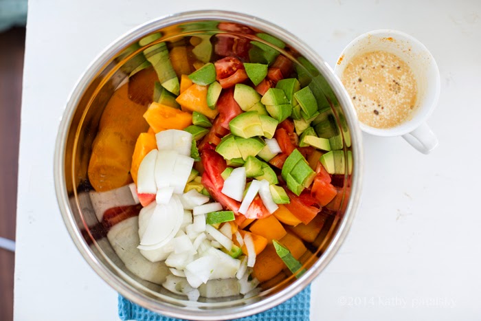 salad bowl for tossing