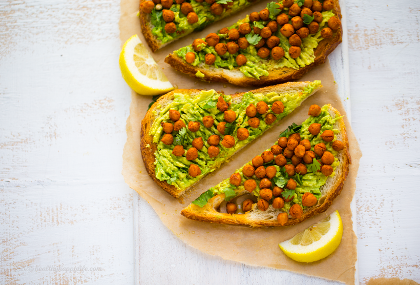 SMASHED AVO TOAST WITH SPICED CHICKPEAS - Taylah's Kitchen