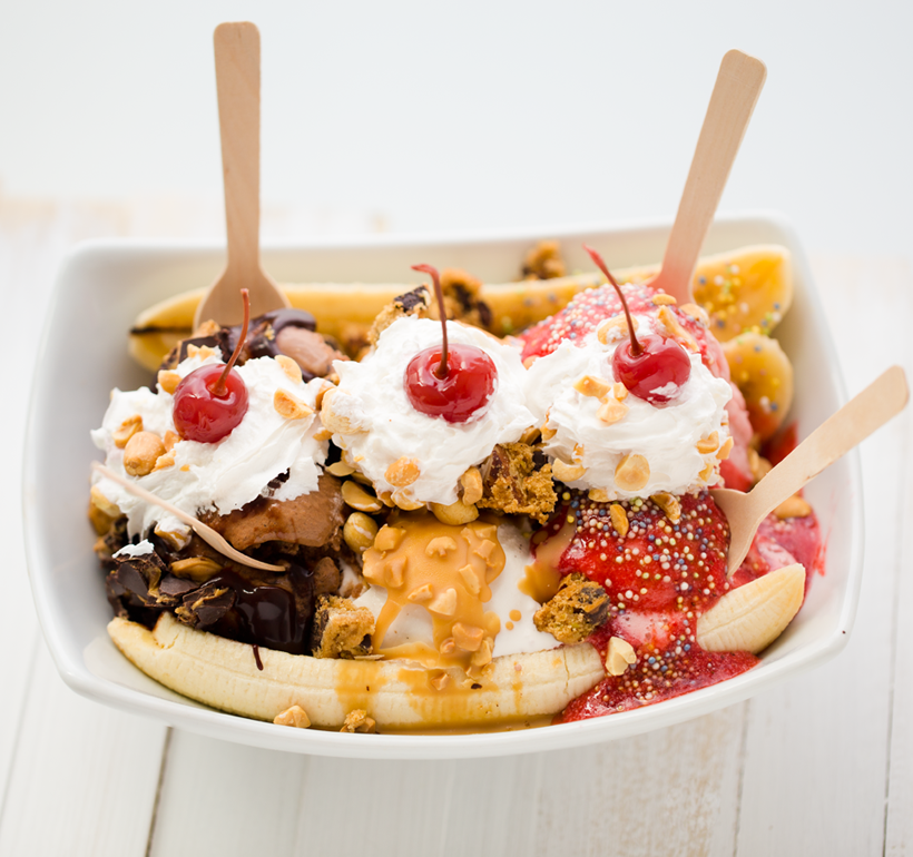 Hosting: Banana Split Day Twitter Party! 