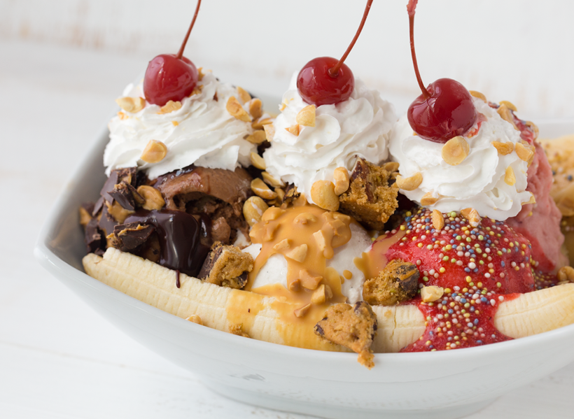 Hosting: Banana Split Day Twitter Party! 