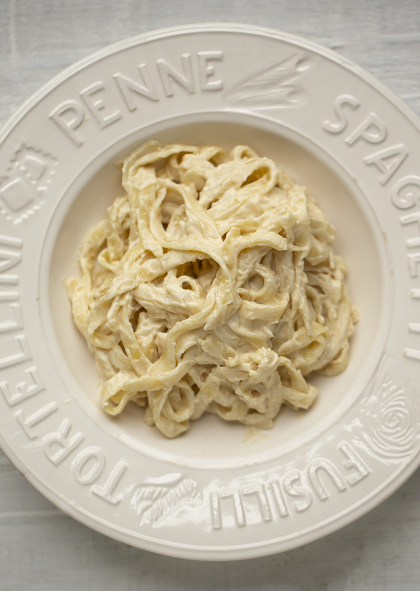 Ridiculously Creamy Vegan Fettuccine Alfredo 