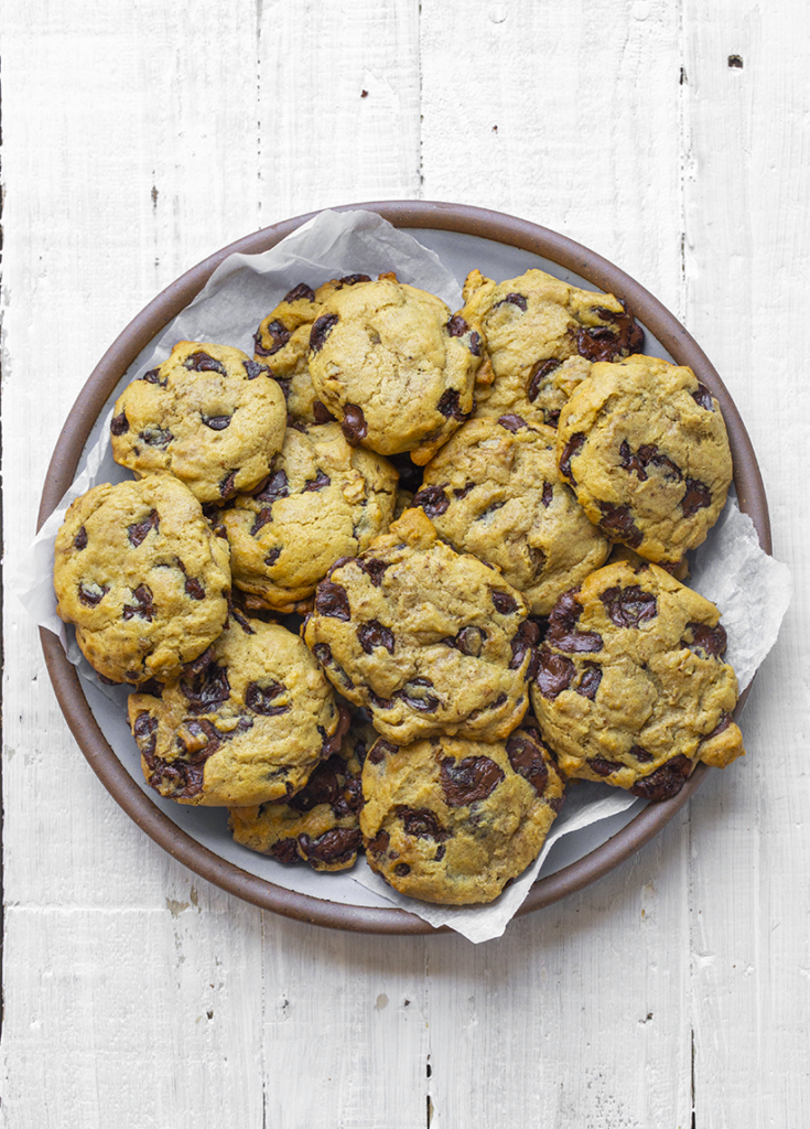 chocolate chip cookies