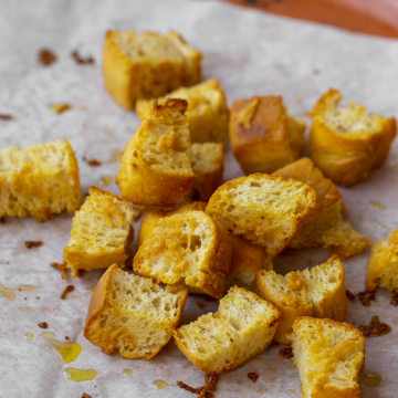 Garlic Parmesan Croutons