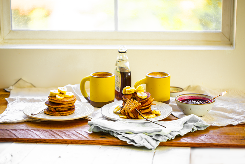 pancakes with mugs