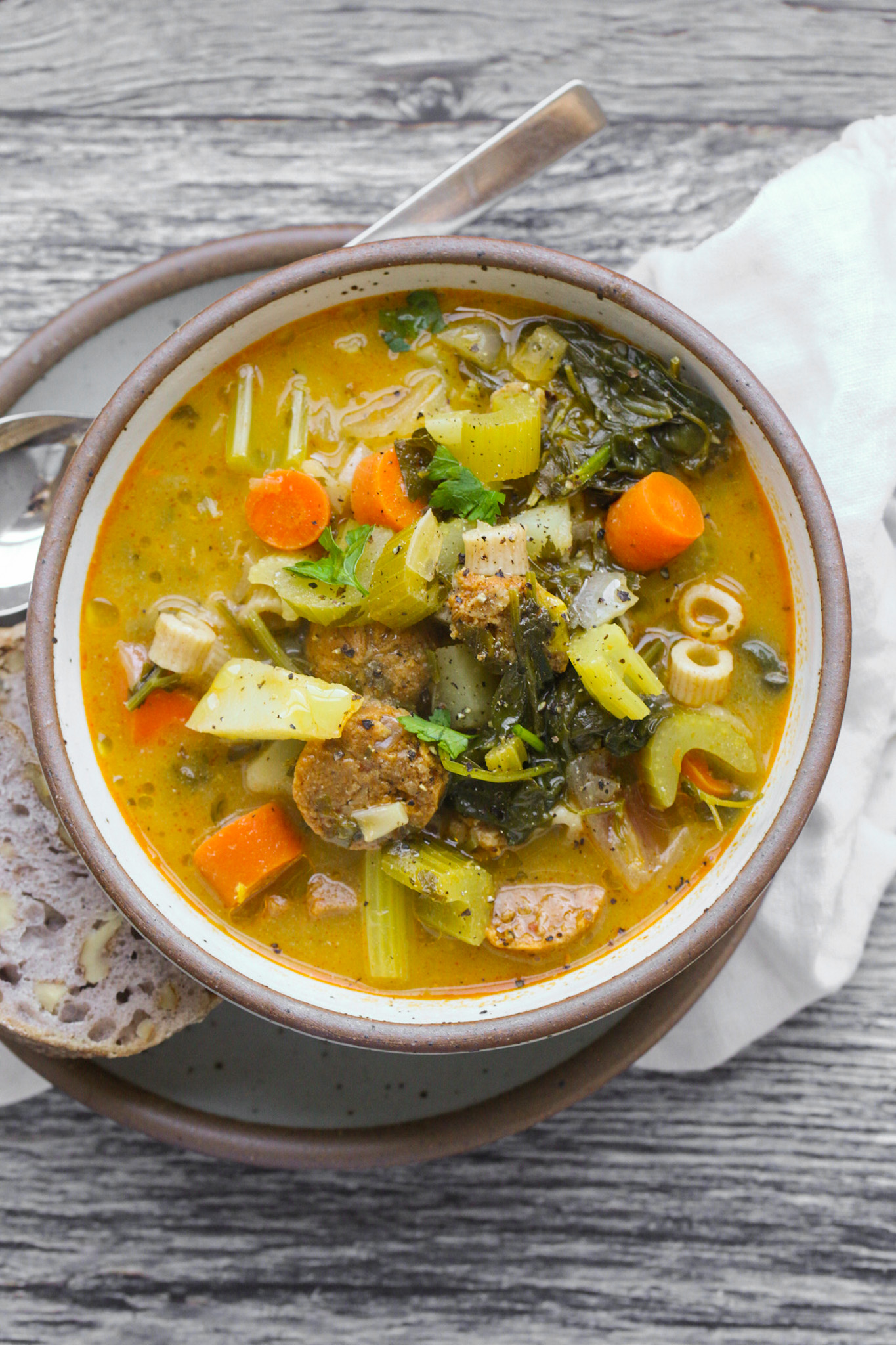 Sopa de verduras escuchada