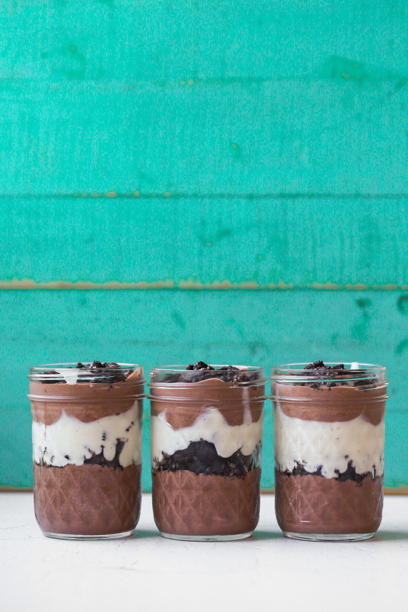 oreo pudding, chocolate and vanilla layers