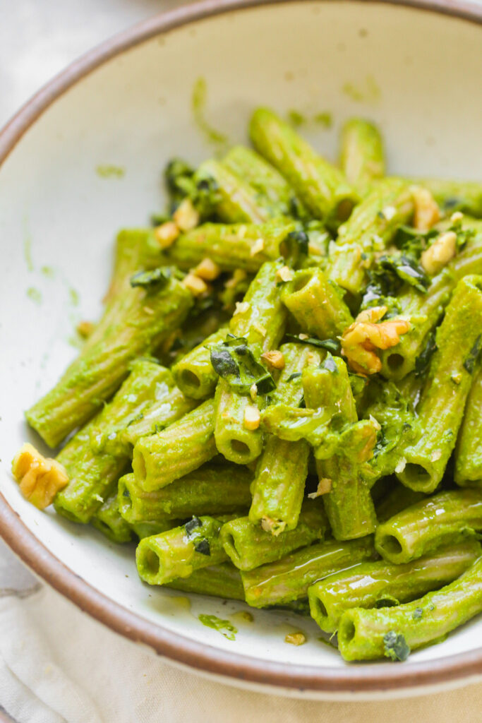 Kale Pesto Pasta - Vegan Recipe - HealthyHappyLife.com