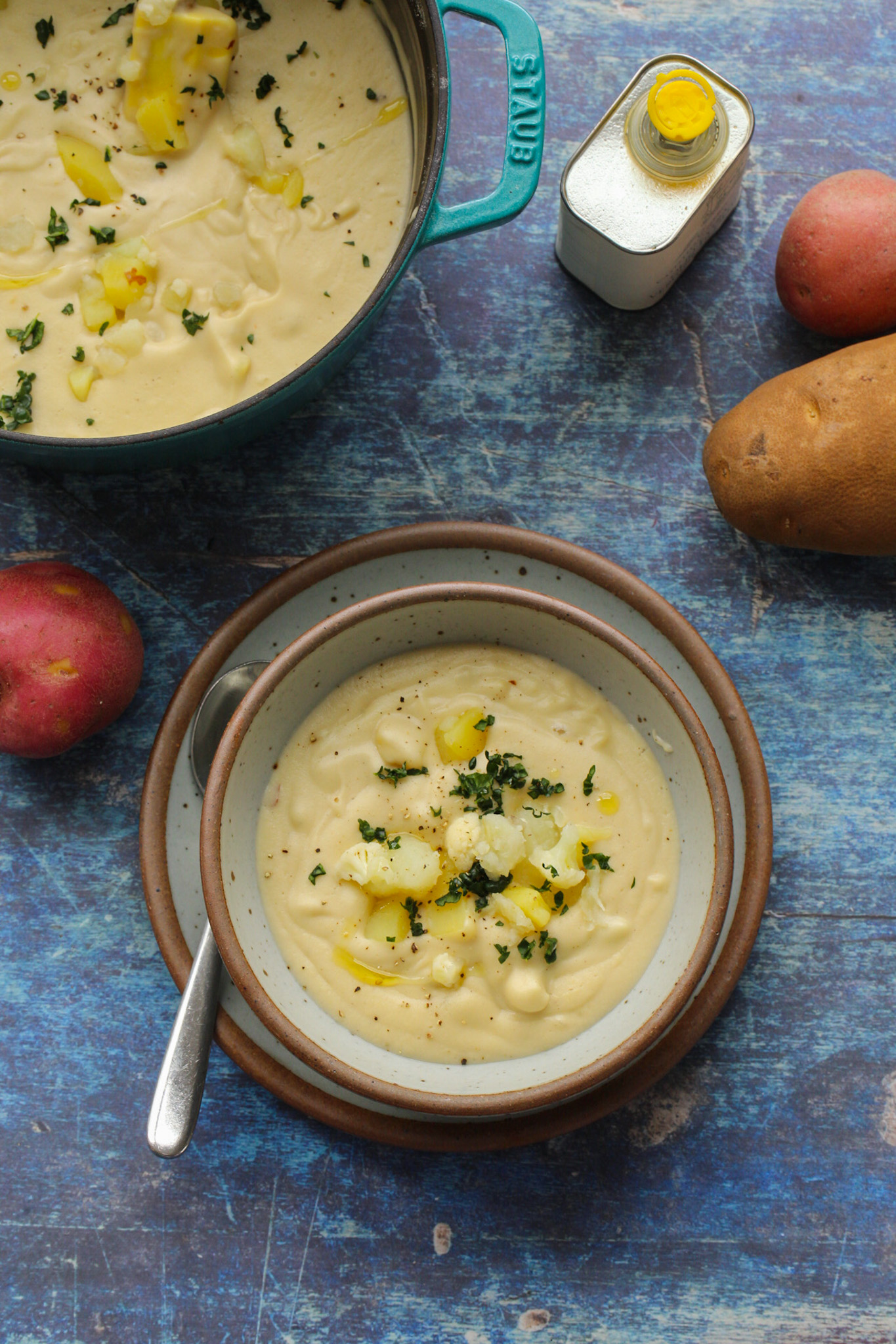  sopa cremosa é servida