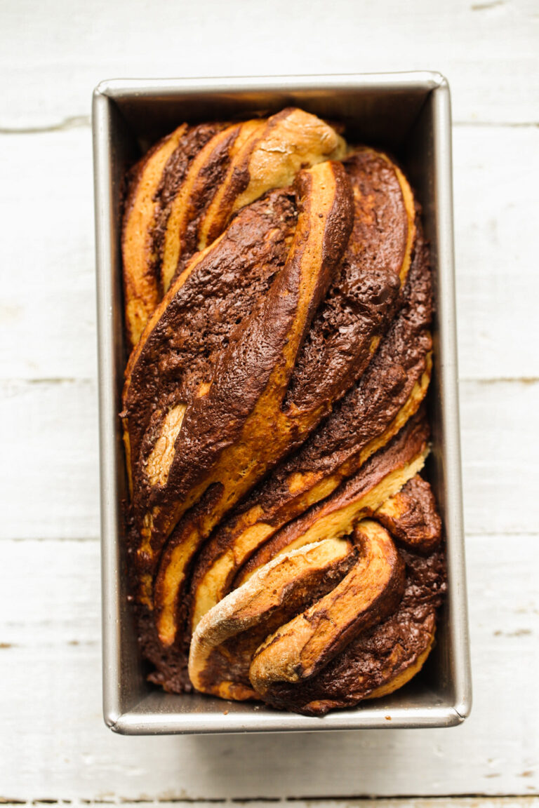 The Best Vegan Babka, Chocolate or Cinnamon