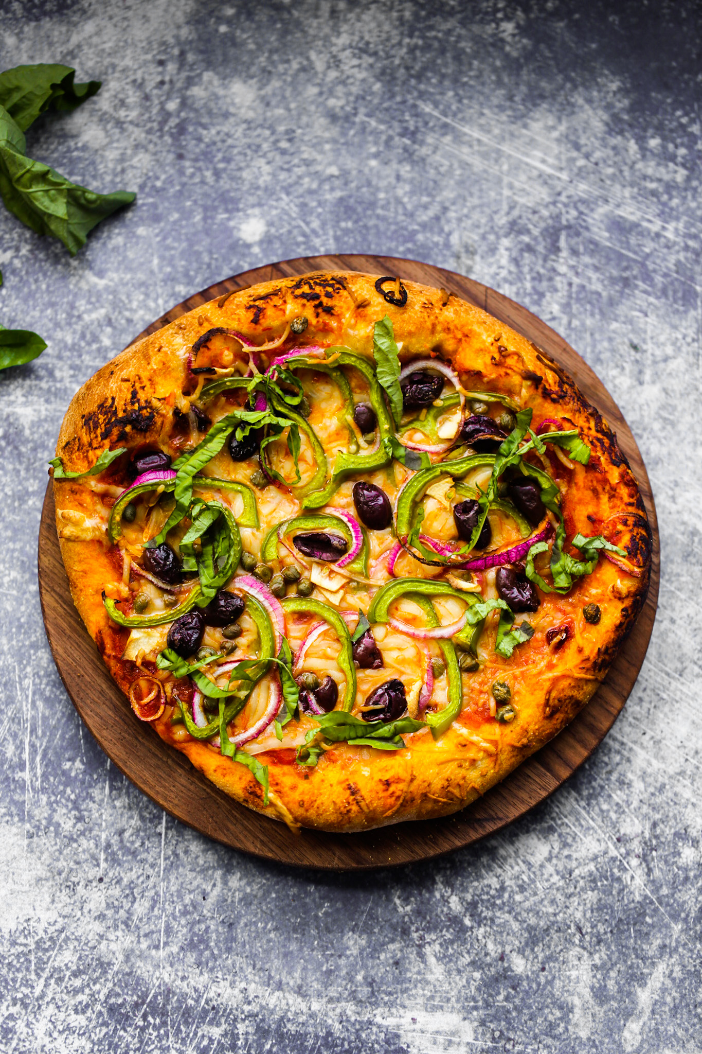 Homemade Vegan Pizza Green Pepper Olive Healthyhappylife Com