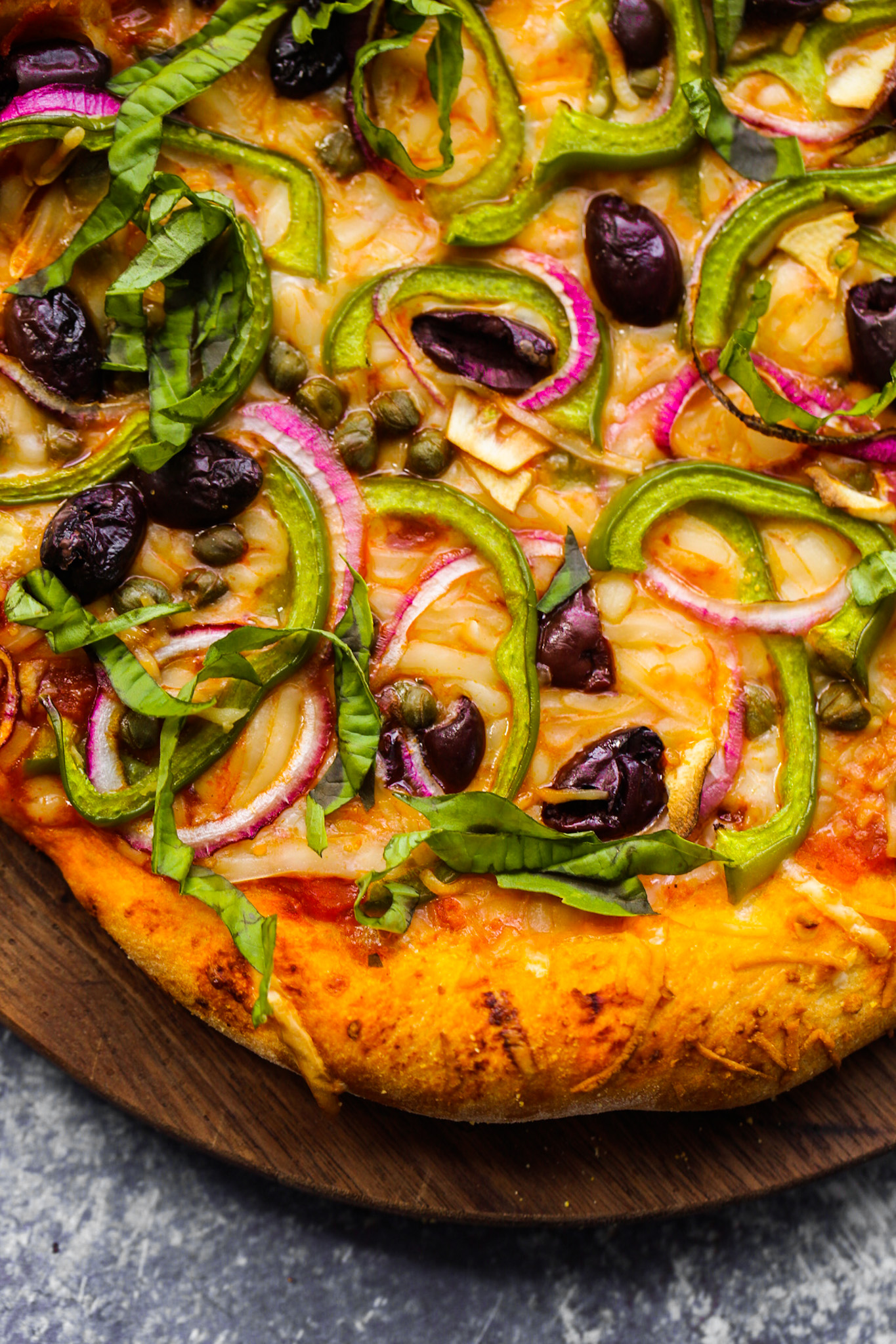 cheesy vegan pizza with veggies