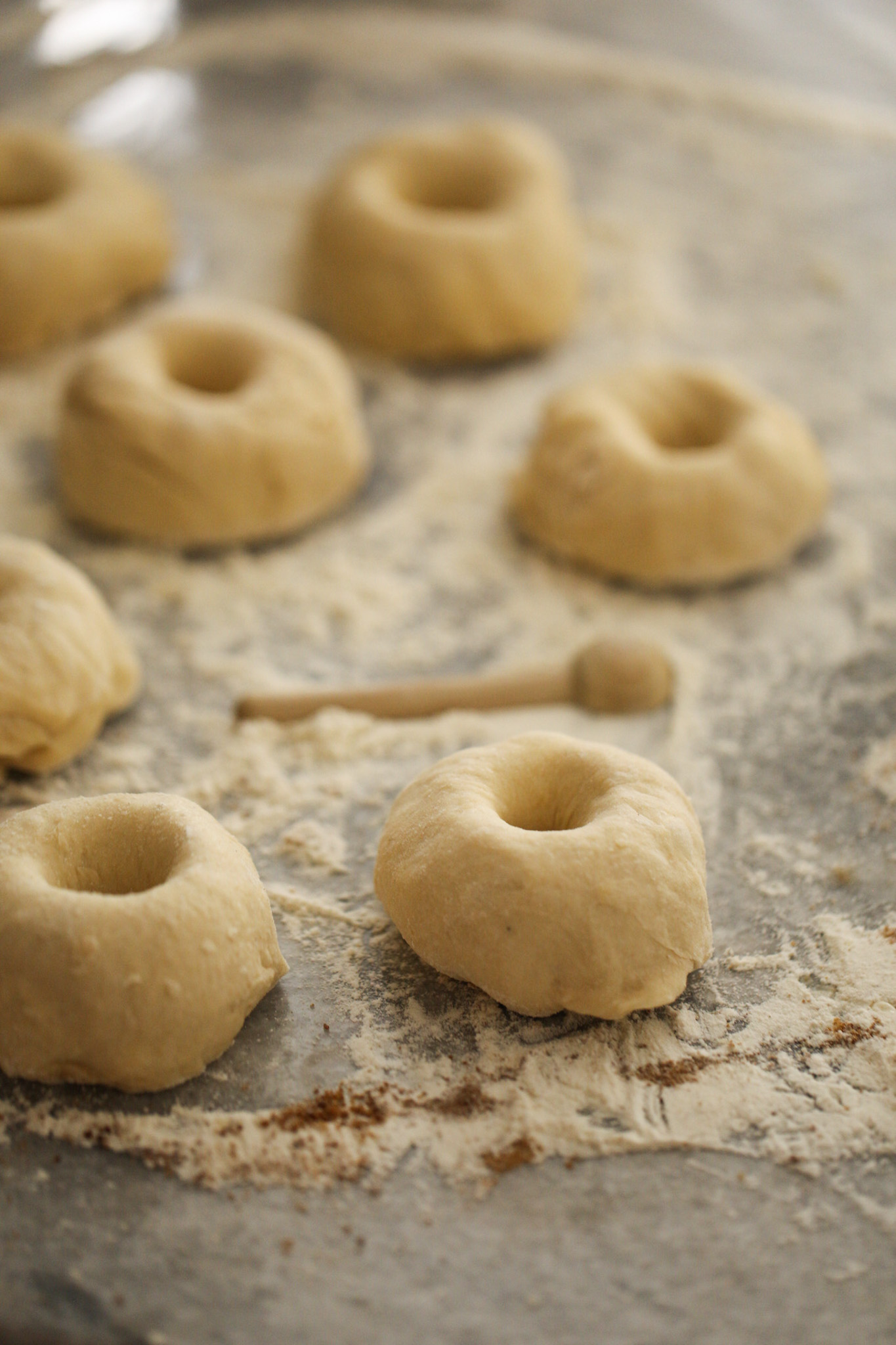 shaped bagel dough