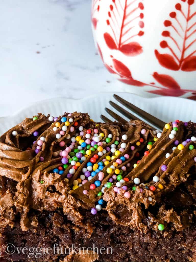 cindy's brownie cake