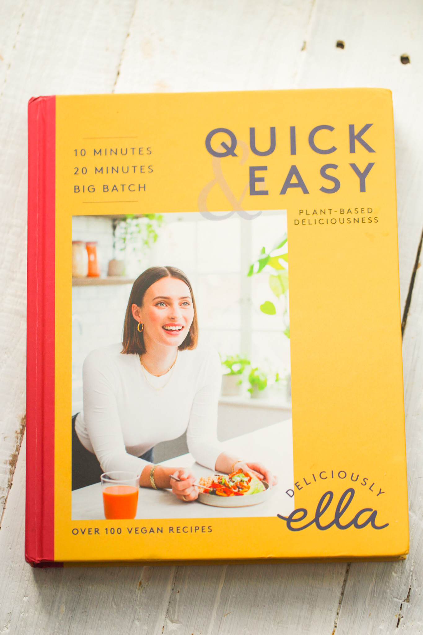 Quick & Easy Plant-Based Deliciousness by deliciously ella cookbook