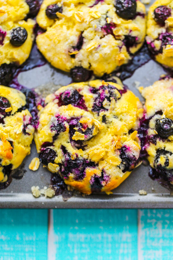 fresh blueberry muffins