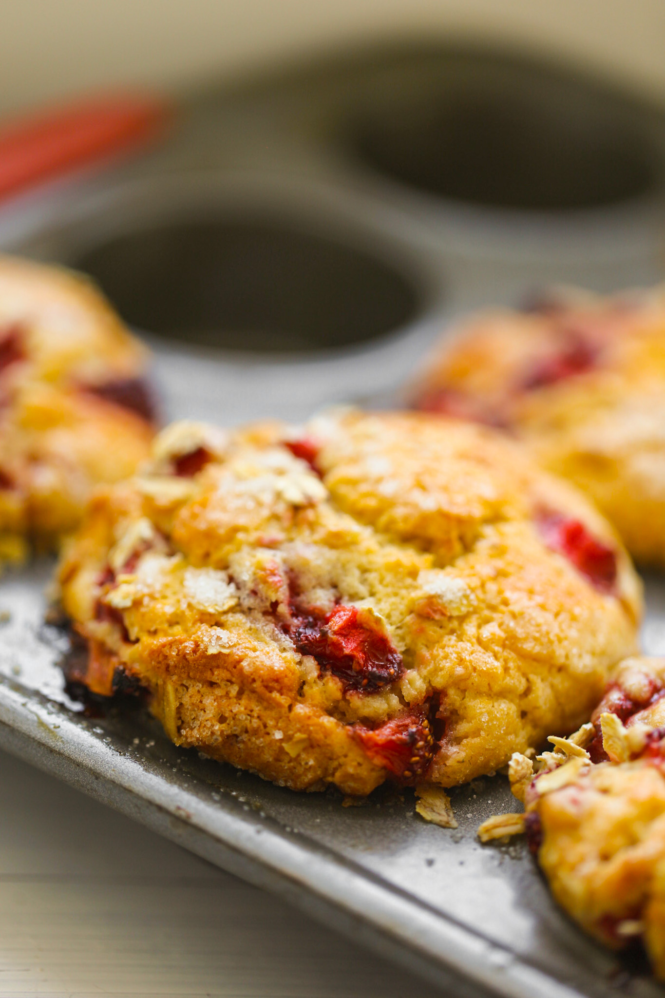 caramelized muffin top in pan