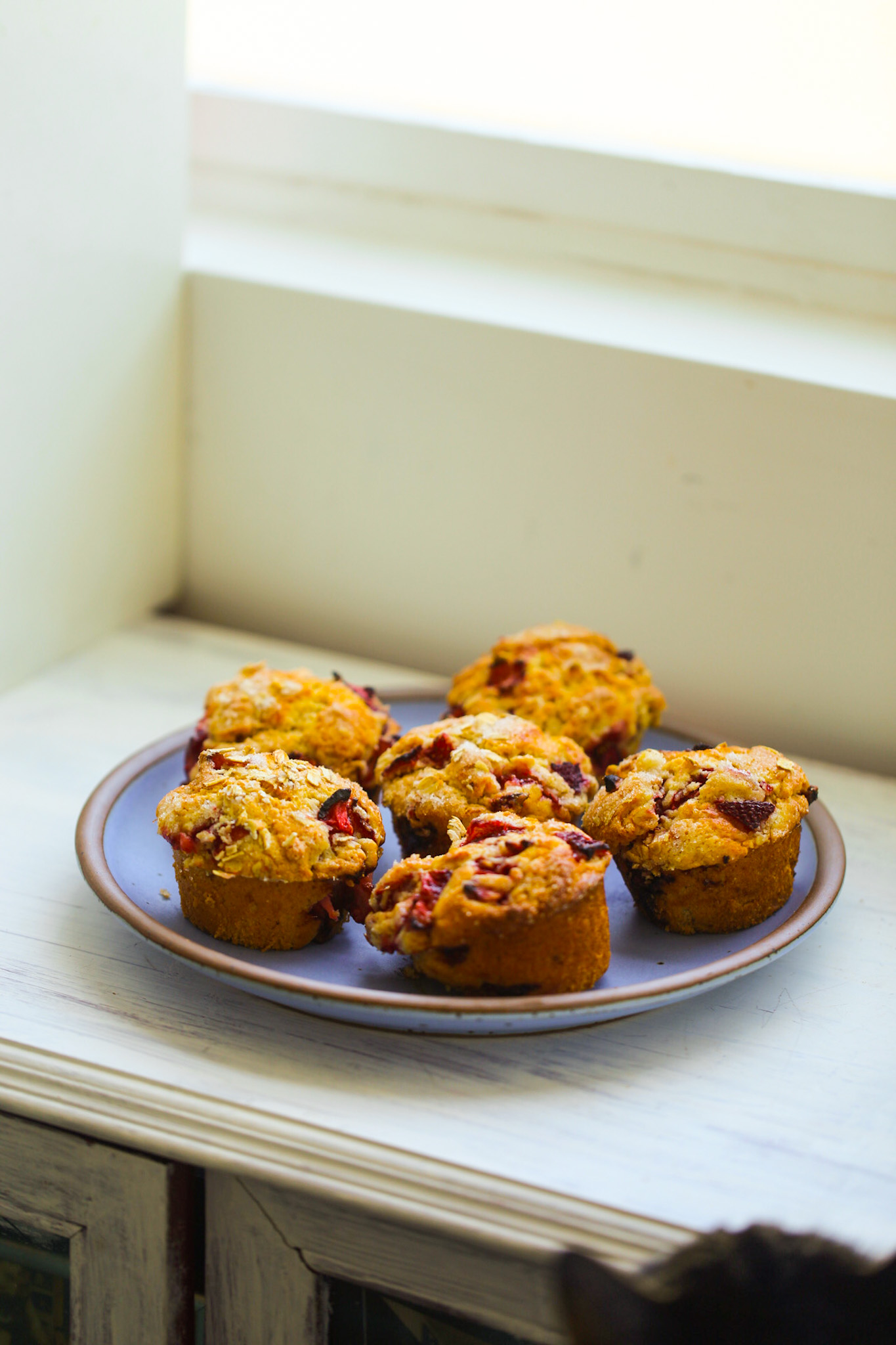 vegan strawberry muffins