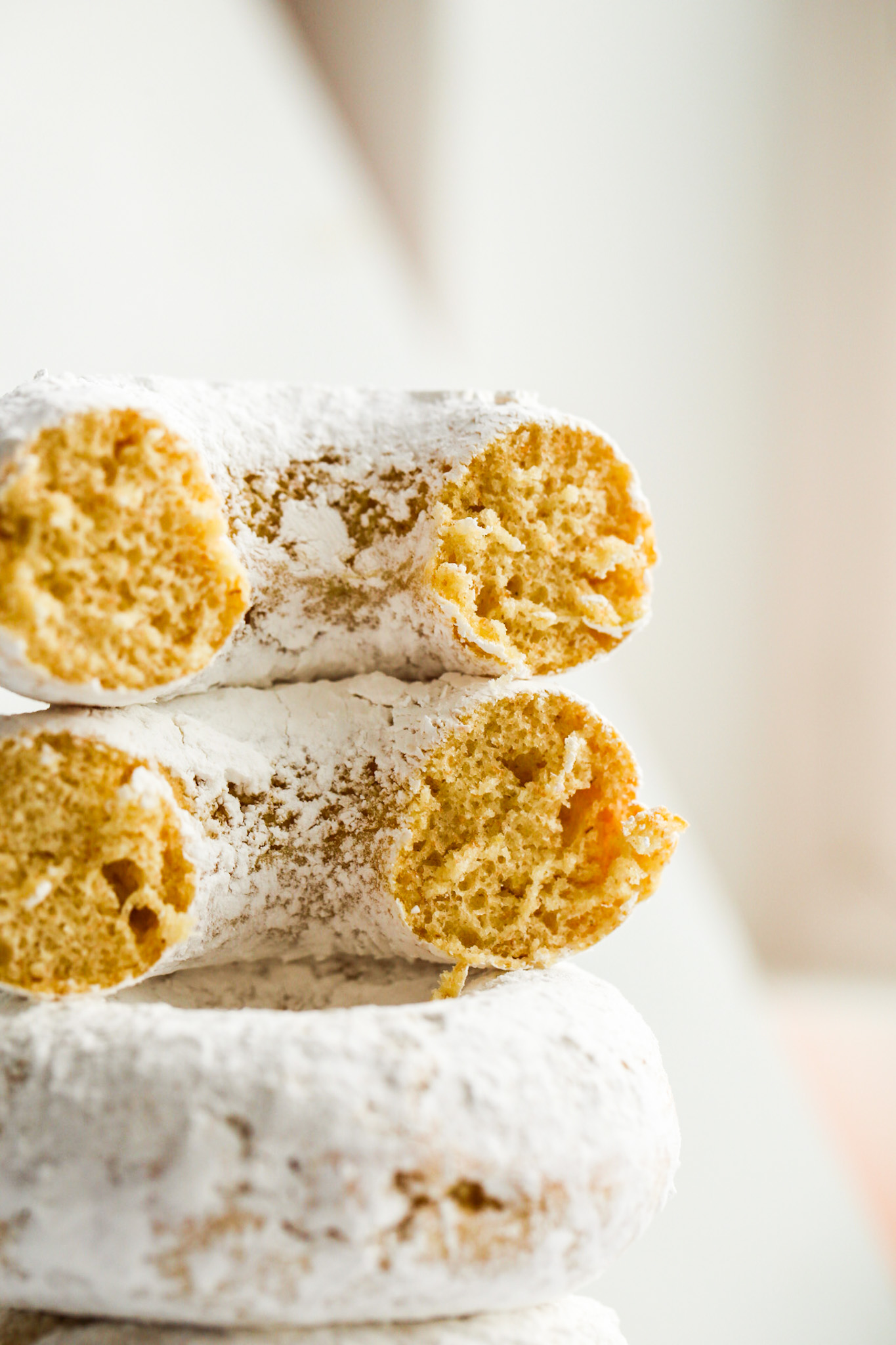 vegan powdered donuts