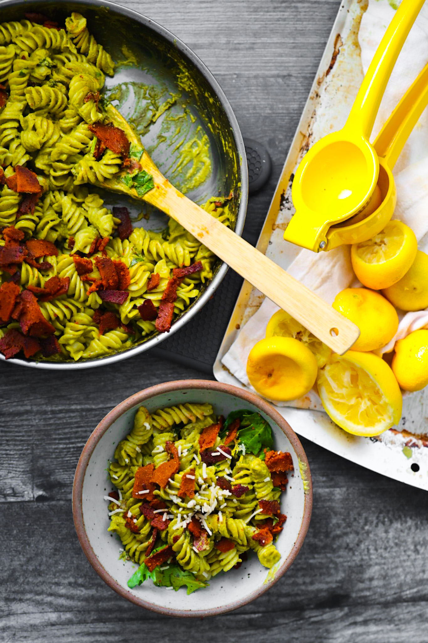 overhead pesto pasta