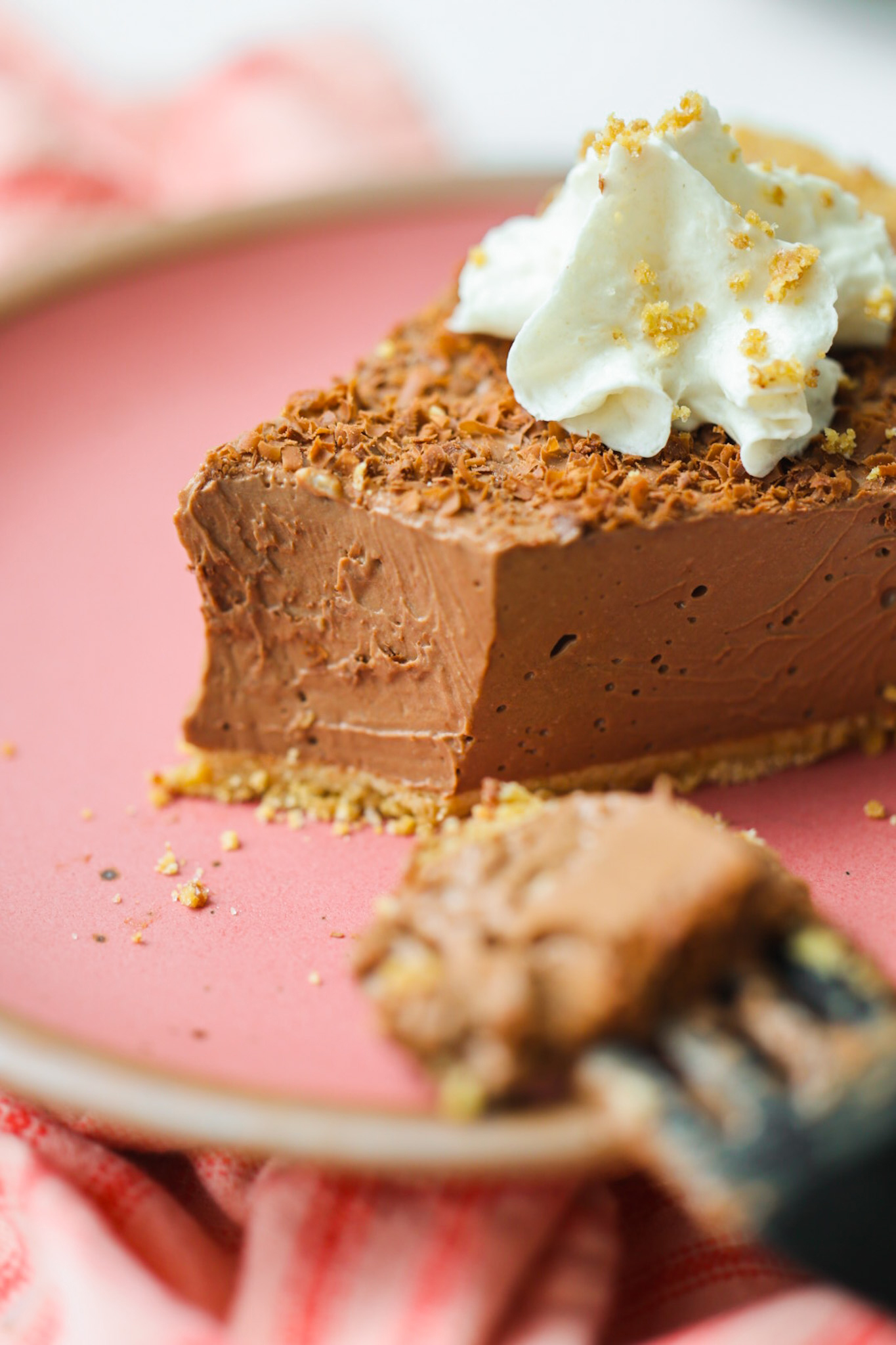 5 Ingredient Vegan Chocolate Pie