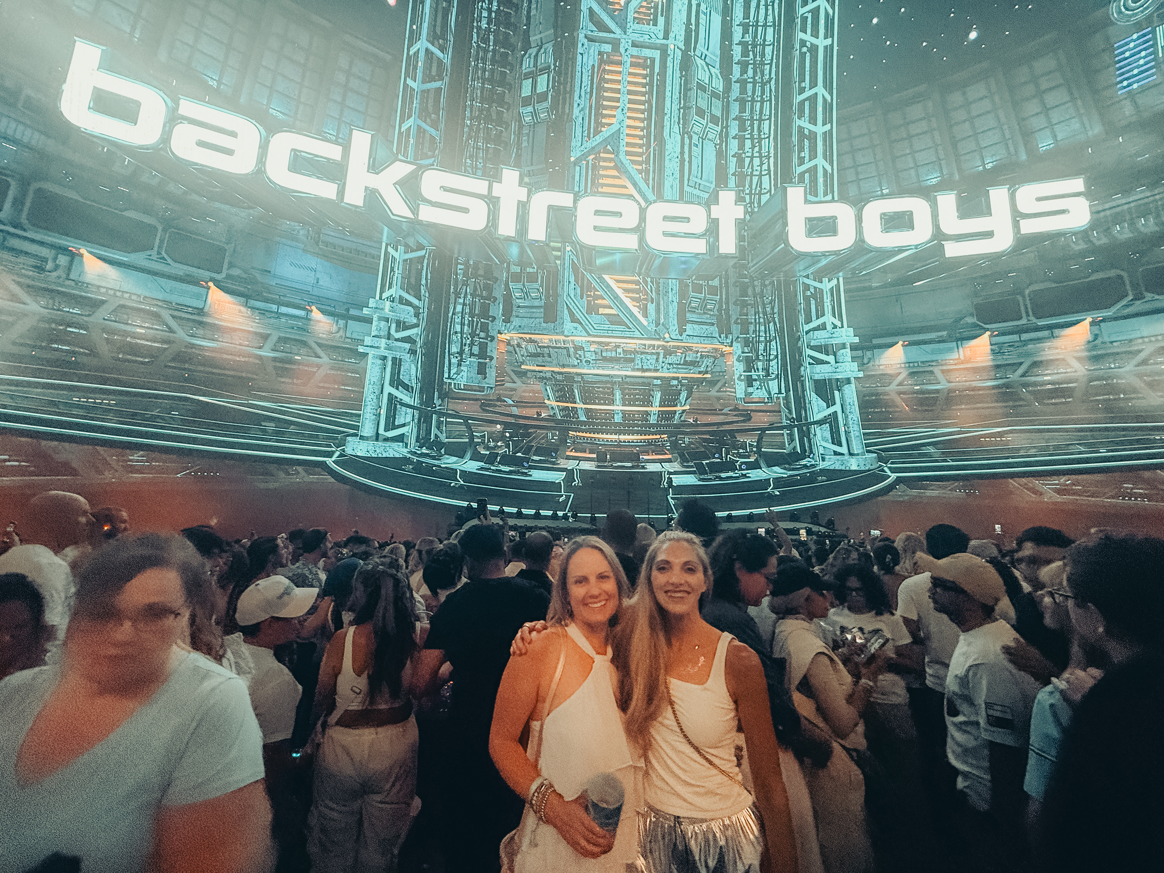 backstreet boys moms Vegas sphere floor